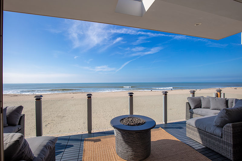 Oceanfront balcony